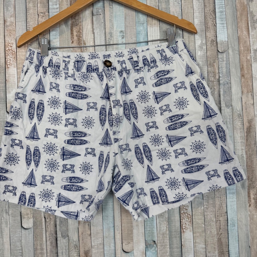 Chubbies White Blue 5" Inseam Nautical Sailboat Print USA Made Cotton Shorts L